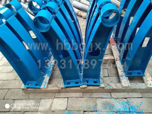 道路護(hù)欄的環(huán)保問題及技術(shù)參數(shù)